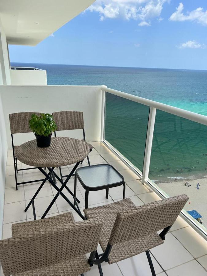 Penthouse Beach Front 1St Line, 2 Bedroom 2 Ba, New Decoration & Furnitures, Unobstructed View Of The Beautiful Atlantic, Free Parking Голливуд Экстерьер фото