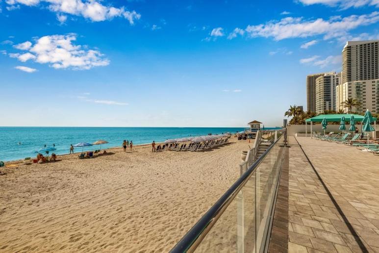 Penthouse Beach Front 1St Line, 2 Bedroom 2 Ba, New Decoration & Furnitures, Unobstructed View Of The Beautiful Atlantic, Free Parking Голливуд Экстерьер фото
